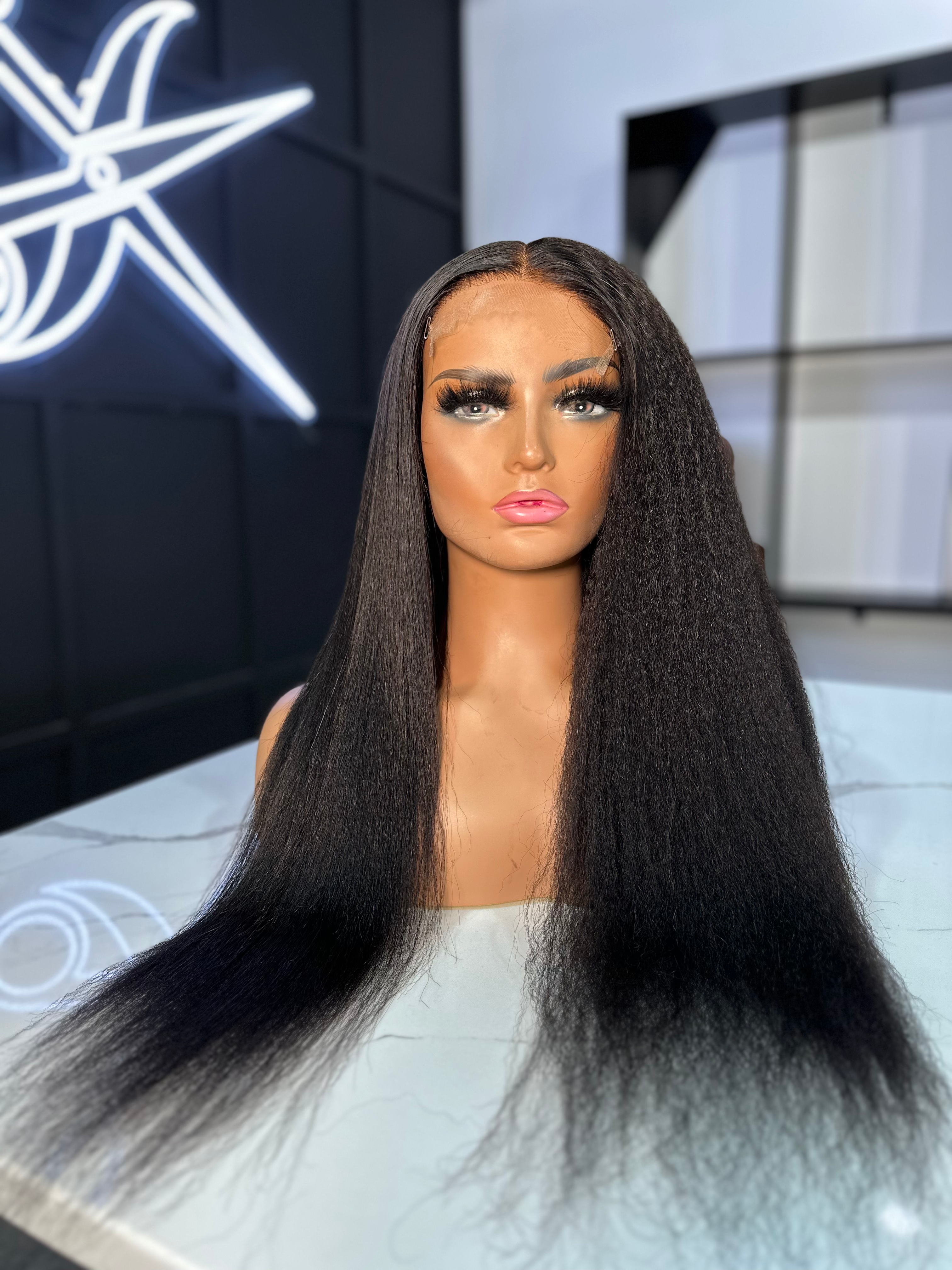 Silken Kinks – Kariah Salon